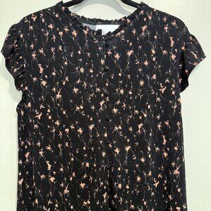 Nordstrom Rack Women's Medium Black and Pink Pattern Blouse